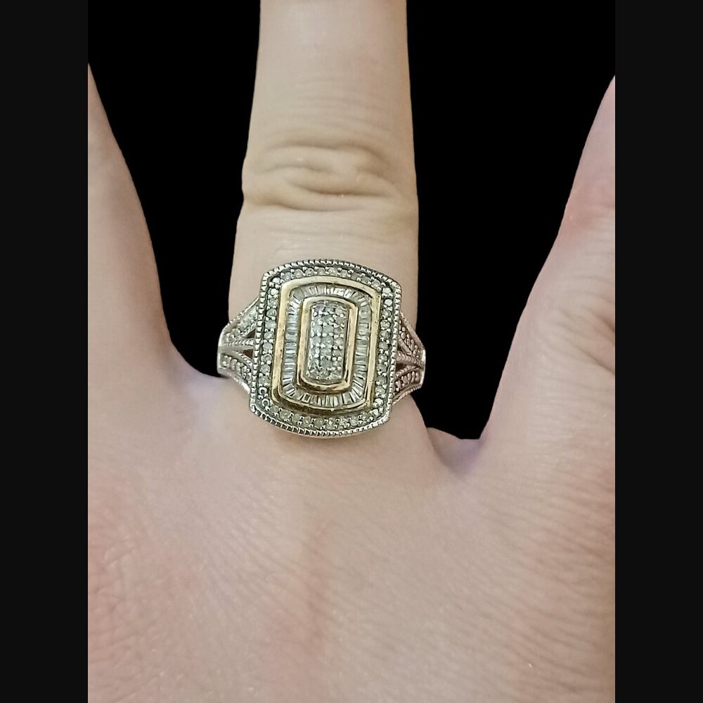 Vintage Sun Jewelry Co Diamond Sterling Silver Two Tone Size 7 Ring